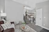 923 Brookside Cir - Photo 4
