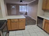 1147 Hayes - Photo 10