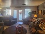 917 Main St - Photo 2
