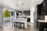972 Vine St - Photo 11