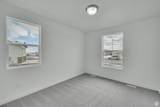 376 Emma St - Photo 12