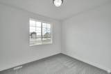 376 Emma St - Photo 16
