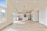 2329 Woodbury Ln - Photo 5