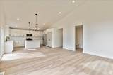2329 Woodbury Ln - Photo 6