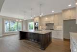 15724 Rolling Bluff Dr - Photo 3