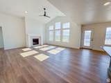 2794 Buckskin Dr - Photo 16