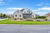 1759 Amanda Ln - Photo 1