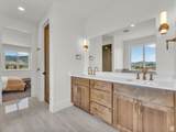 1373 Sage Way - Photo 29