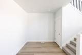 1467 Skyline Dr - Photo 5