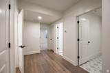 6028 Fairview Dr - Photo 21