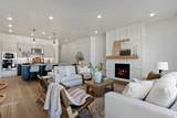 1305 Larkspur Way - Photo 4
