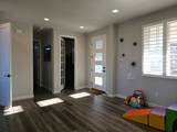 2422 Blue Water Ln - Photo 5