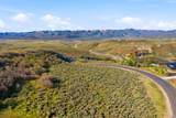 2562 Canyon Gate Rd - Photo 4