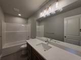 349 1400 - Photo 17
