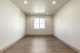 3005 Rock View Dr - Photo 16