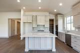 3005 Rock View Dr - Photo 3