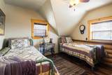 18906 Canyon Rd - Photo 38