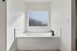 1418 Hayrocks Dr - Photo 48