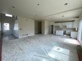 377 Sapphire Dr - Photo 3