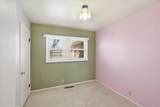 1441 Ellendale Ave - Photo 11