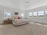 563 Founders Blvd - Photo 15