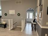 995 230 - Photo 18