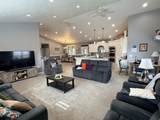 995 230 - Photo 25