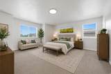 902 Romsey Ct - Photo 29