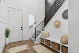 1935 Parkview Dr - Photo 10