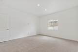 1119 Vegas St - Photo 15