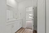 1119 Vegas St - Photo 17