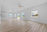 1114 Vegas St - Photo 14