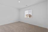 1114 Vegas St - Photo 27