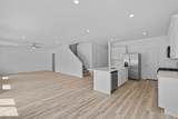 1114 Vegas St - Photo 9