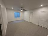 636 Vandalay Ln - Photo 38