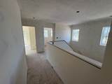 1077 Linden Ln - Photo 9