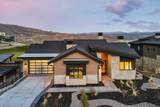 1577 Skyridge Dr - Photo 4