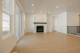 2905 Kingbird Dr - Photo 4