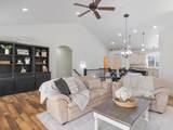1580 Crestmont Way - Photo 11