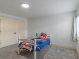 1580 Crestmont Way - Photo 35
