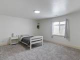 1580 Crestmont Way - Photo 36