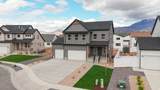 944 Columbia Ct - Photo 2