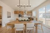 944 Columbia Ct - Photo 11