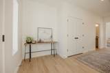 944 Columbia Ct - Photo 31