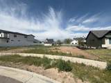 2444 Orchard Cir - Photo 5