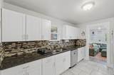 2772 Jackson Ave - Photo 5