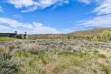 7725 Caddis Dr - Photo 6