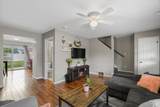 1032 Sara Ln - Photo 3