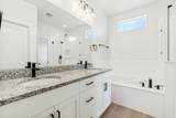 702 Oakridge Dr - Photo 15