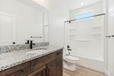 702 Oakridge Dr - Photo 17
